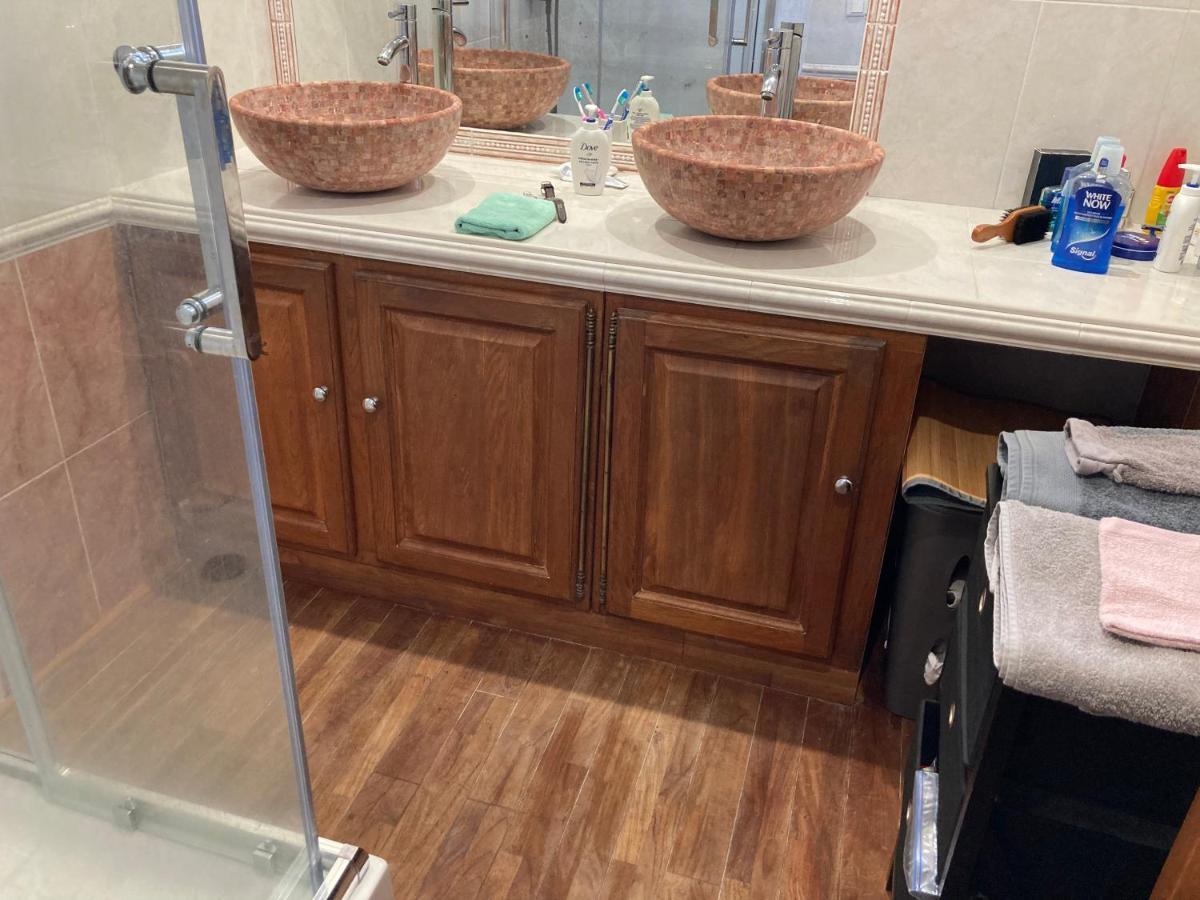 Location Chambre Avec Salle De Bain Et Partie Commune Sea View & Mountain View Renting 1 Of 3 Bedrooms With Shared Common Space 3 Bdrm Apt Not 1 Bdrm Plus Clime Ou Ac Bastia  Exterior photo